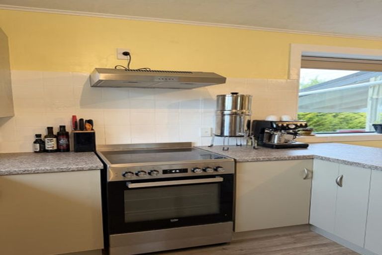 Photo of property in 102 Avon Road, Clifton, Invercargill, 9812