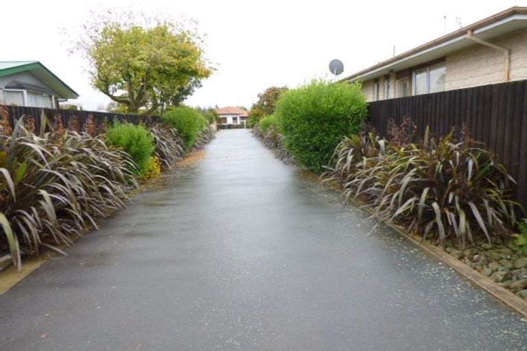 Photo of property in 5 Crofton Road, Harewood, Christchurch, 8051