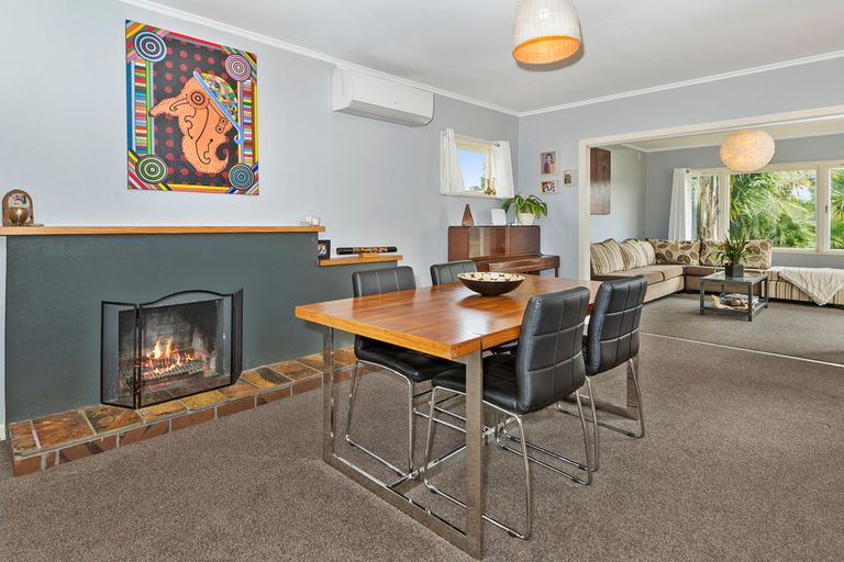 Photo of property in 1/450 Great South Road, Opaheke, Papakura, 2113