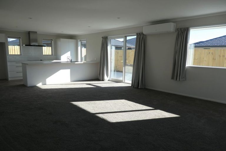 Photo of property in 38 Loch Tanna Way, Yaldhurst, Christchurch, 8042