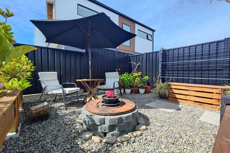 Photo of property in 4 Balmerino Lane, Wallaceville, Upper Hutt, 5018