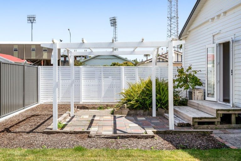 Photo of property in 8/2 Mcvay Street, Napier South, Napier, 4110