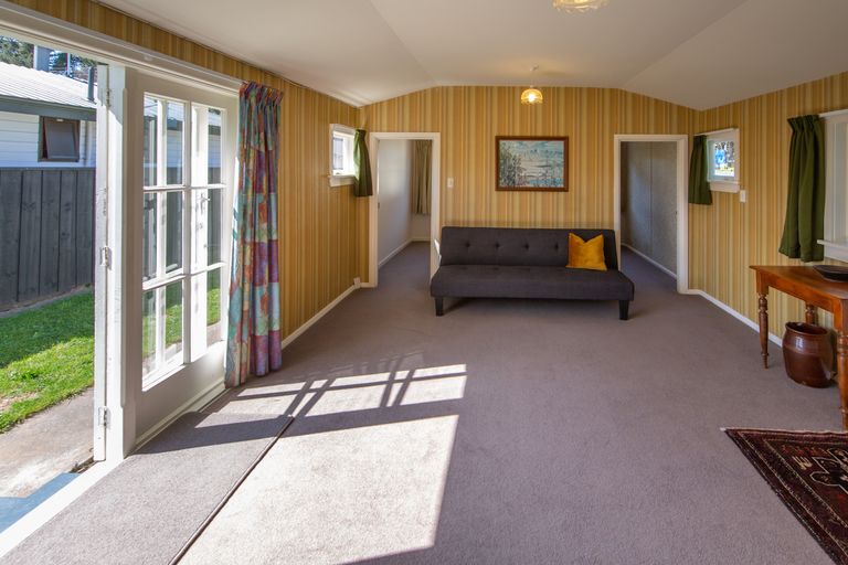 Photo of property in 34 Ferry Road, Woodend Beach, Kaiapoi, 7691