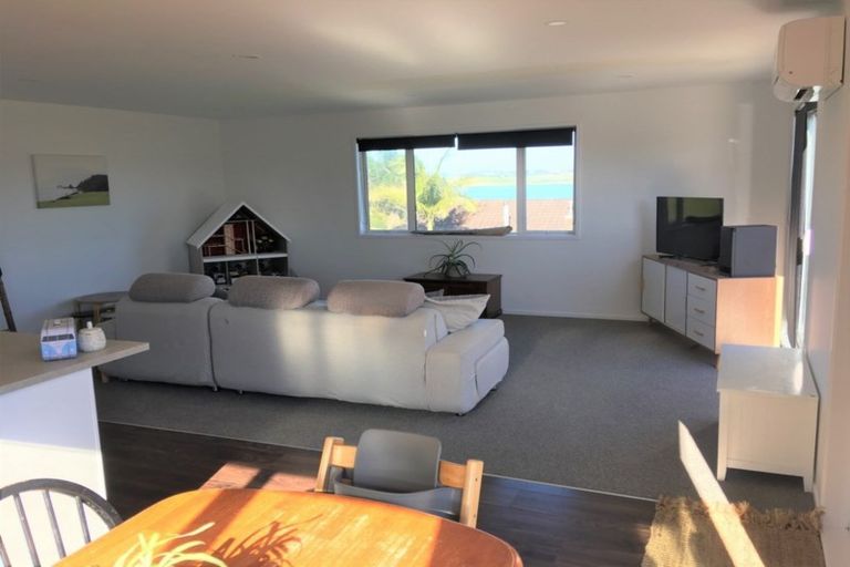 Photo of property in 32 Oxford Street, Whakapirau, Maungaturoto, 0583