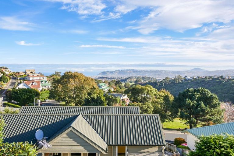 Photo of property in 17 Calvert Place, Shiel Hill, Dunedin, 9013