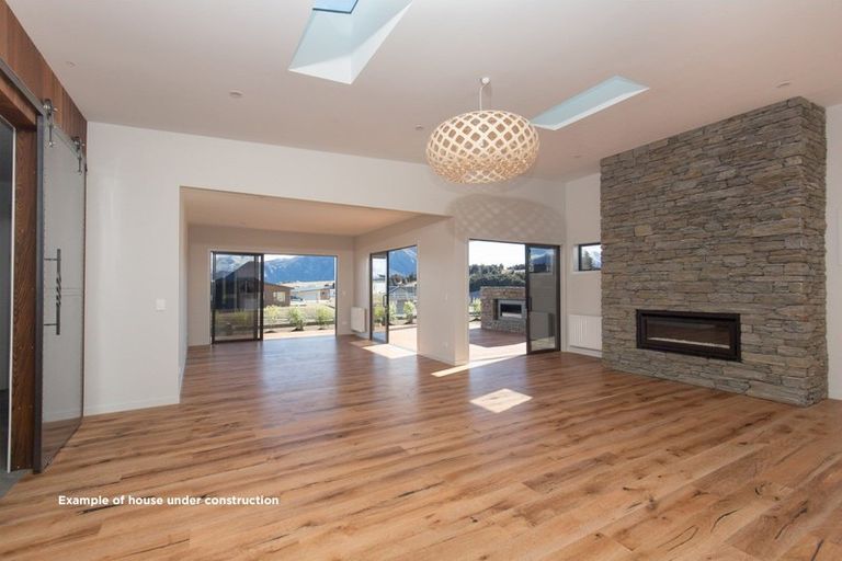 Photo of property in 43 Pounamu Avenue, Albert Town, Wanaka, 9305