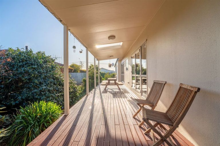 Photo of property in 15 Sandringham Street, Oamaru North, Oamaru, 9400