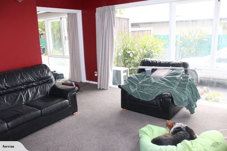 Photo of property in 167 Memorial Avenue, Burnside, Christchurch, 8053