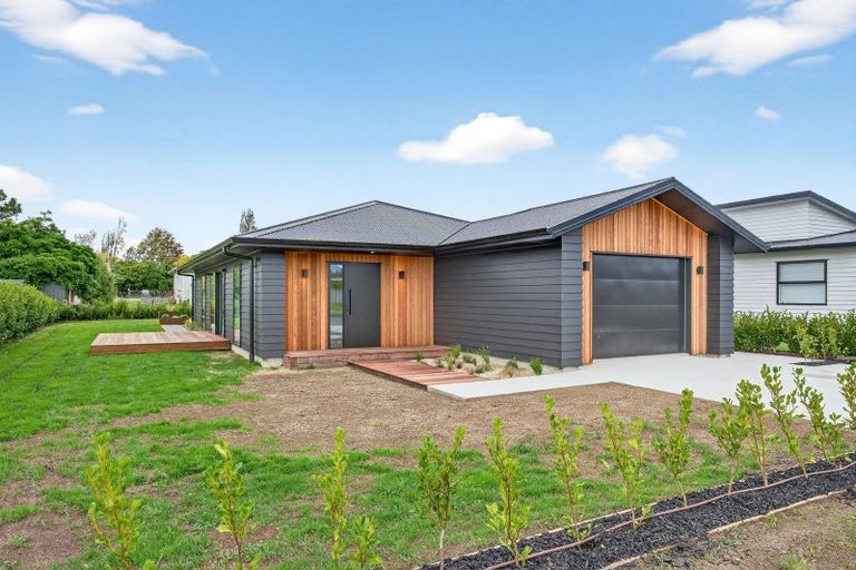 Photo of property in 32 Syrah Lane, Martinborough, 5711