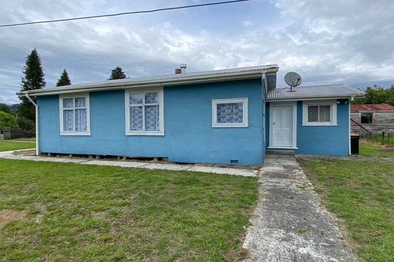 Photo of property in 36 Crampton Road, Reefton, 7830