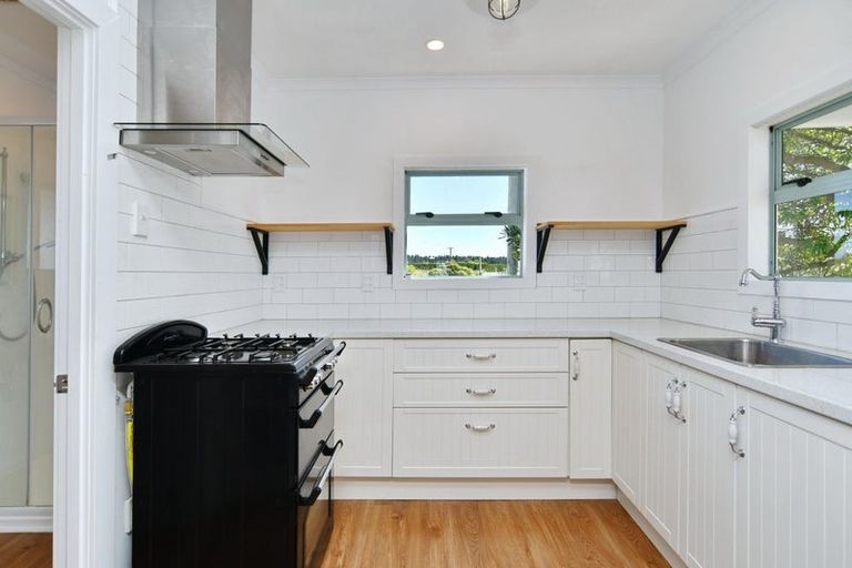 Photo of property in 19 South Crescent, Amberley, 7481