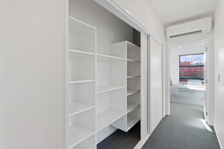 Photo of property in 4 Barnfields Close, Halswell, Christchurch, 8025