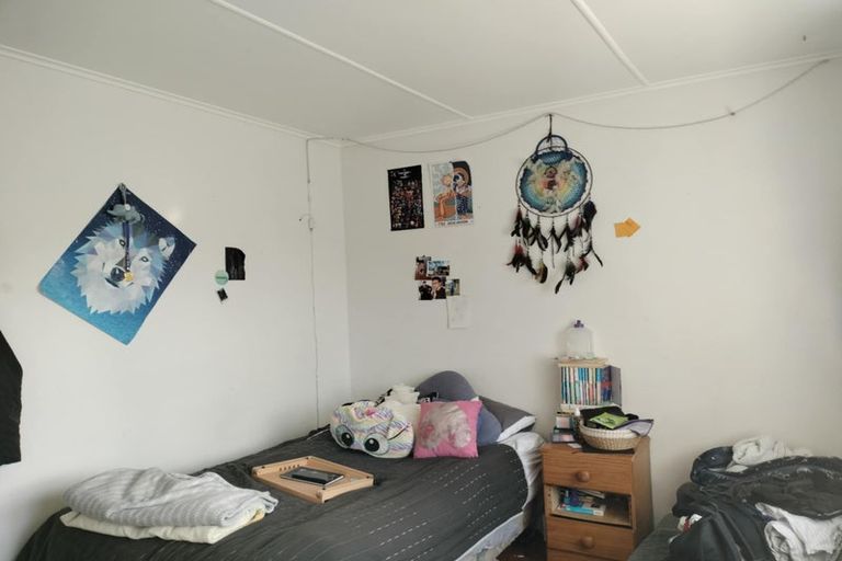 Photo of property in 16 Nandana Drive, Glen Eden, Auckland, 0602