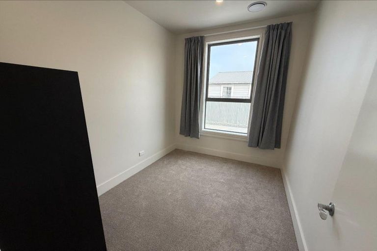 Photo of property in 87 Hinau Street, Castlecliff, Wanganui, 4501