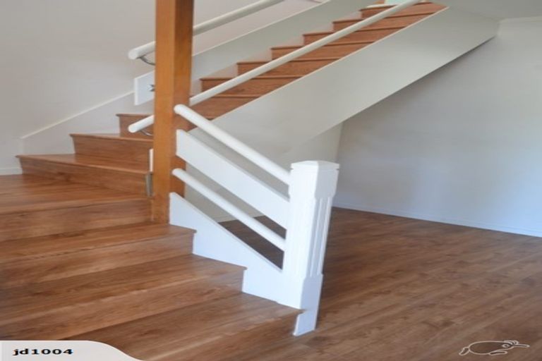 Photo of property in 296 Royal Road, Massey, Auckland, 0614