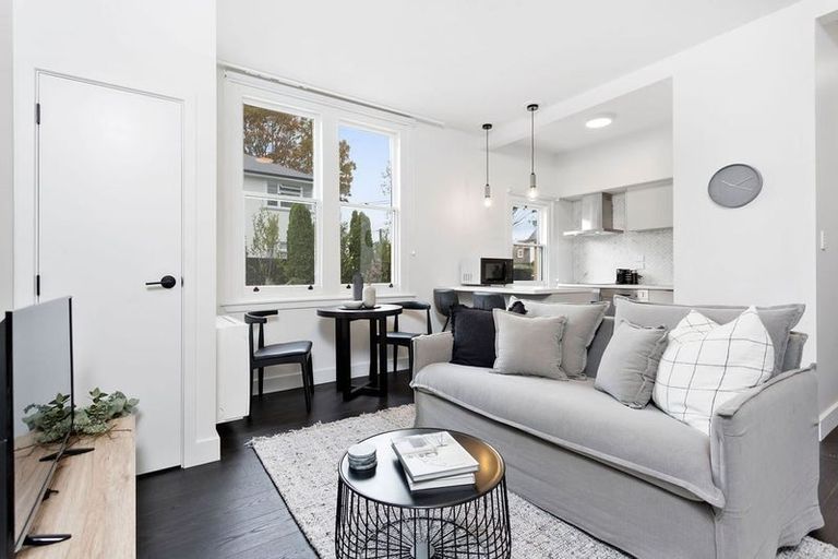 Photo of property in 1/7 Beverley Street, St Albans, Christchurch, 8014