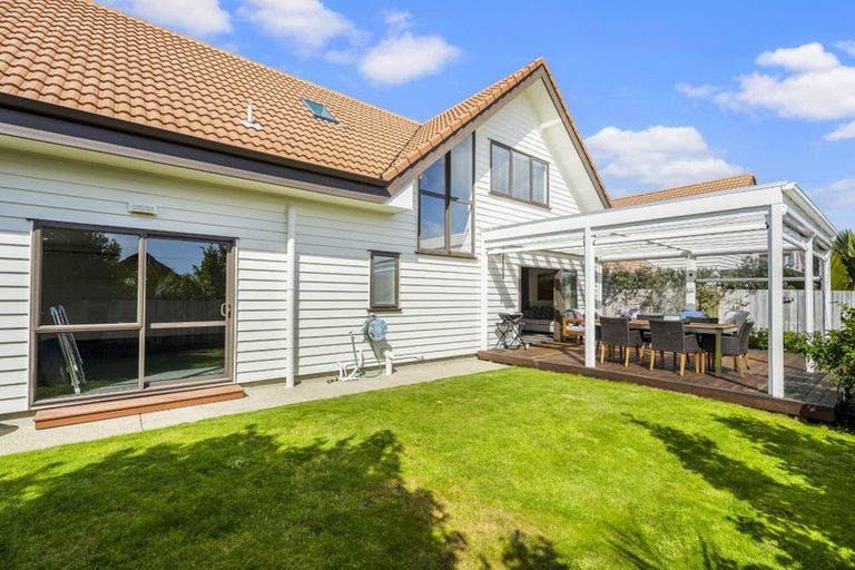 Photo of property in 10 Voyager Drive, Gulf Harbour, Whangaparaoa, 0930