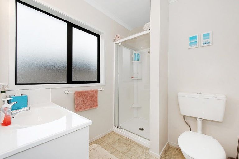 Photo of property in 12 Buckingham Place, Rototuna North, Hamilton, 3210