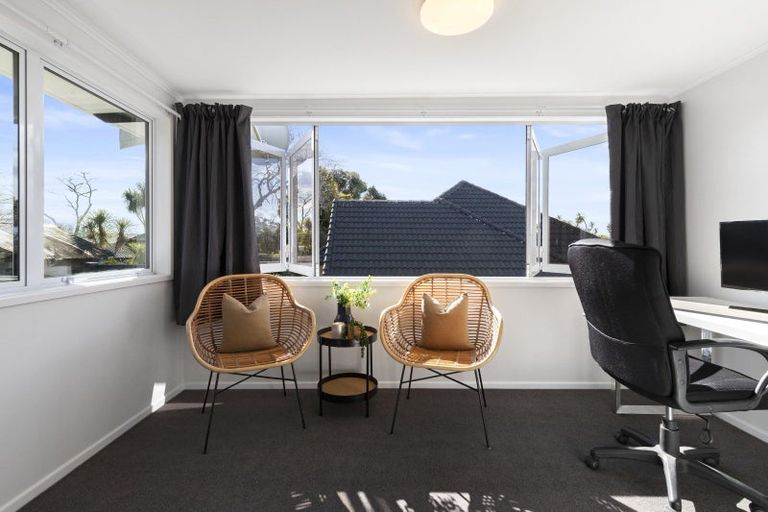 Photo of property in 17 Laurelwood Avenue, Pukekohe, 2120