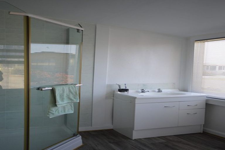 Photo of property in 4/4963 Waimate Highway, Glenavy, Waimate, 7980