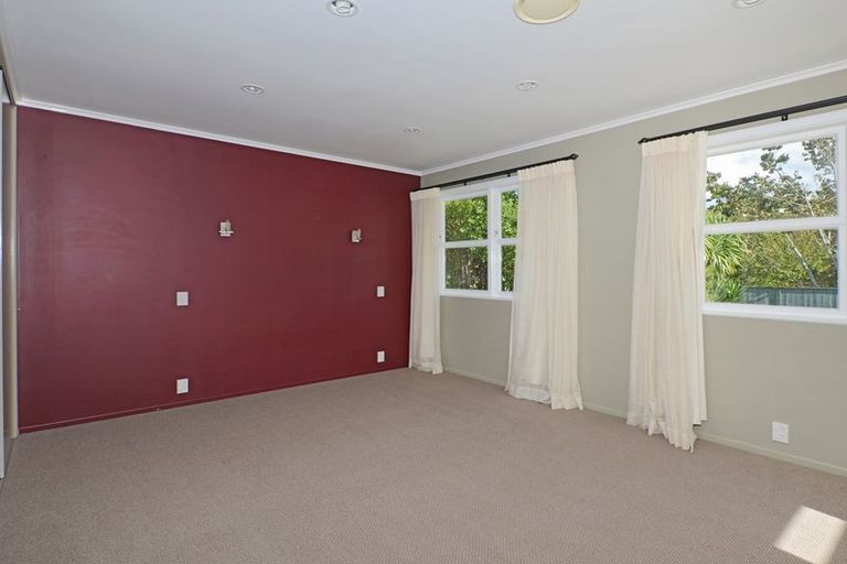Photo of property in 16 Carr Street, Te Kamo, Whangarei, 0112