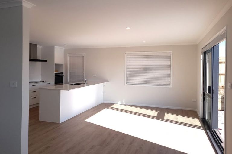 Photo of property in 51 Ridge Drive, Omokoroa, 3114