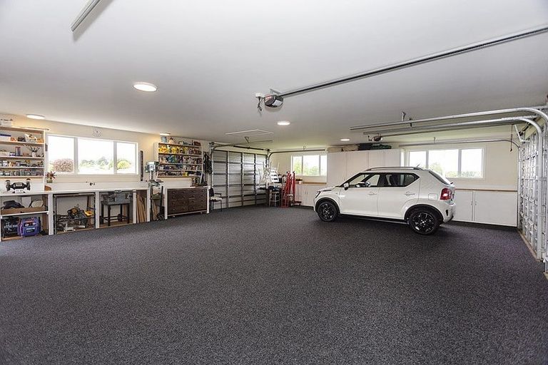 Photo of property in 3a Weston Road, Holmes Hill, Oamaru, 9401