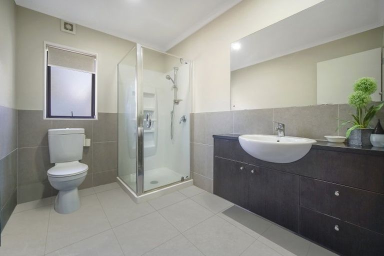 Photo of property in 43 Valderama Drive, Flat Bush, Auckland, 2019