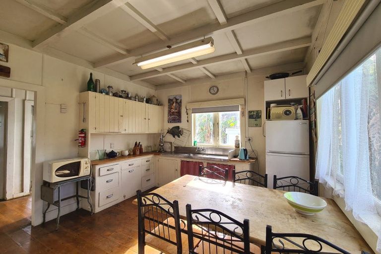 Photo of property in 1029 Hauraki Road, Coromandel, 3506
