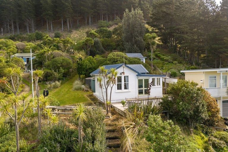 Photo of property in 1 Sandy Bay Drive, Mataikona, Tinui, 5889