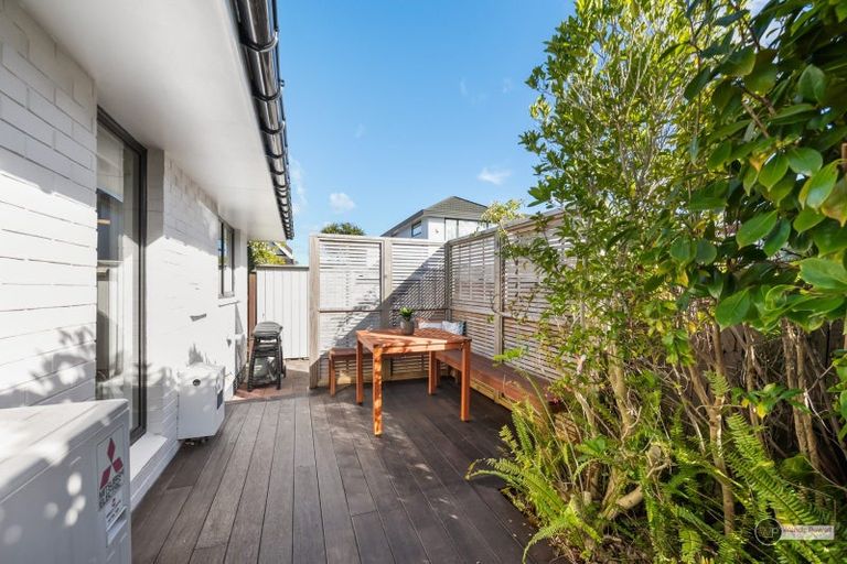 Photo of property in 14a Nikau Grove, Woburn, Lower Hutt, 5010