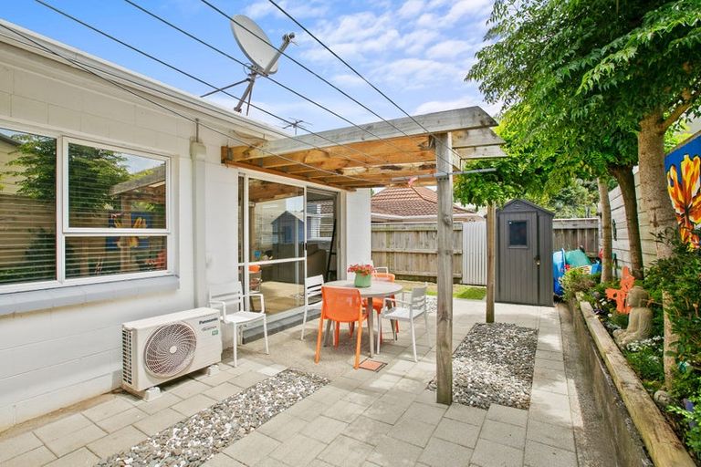 Photo of property in 28a Moulton Street, Moturoa, New Plymouth, 4310