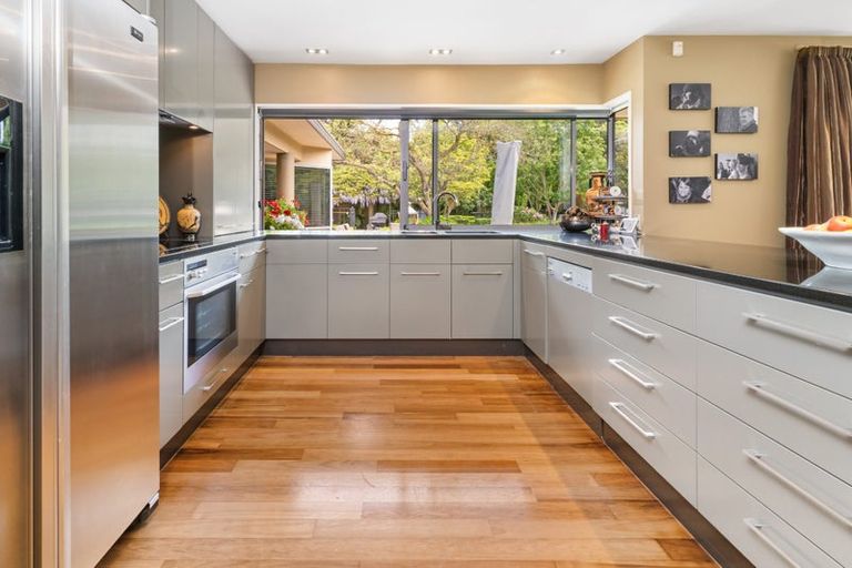 Photo of property in 236 Cashmere Road, Hoon Hay, Christchurch, 8025