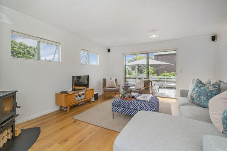 Photo of property in 1 Champion Place, Pauanui, Hikuai, 3579