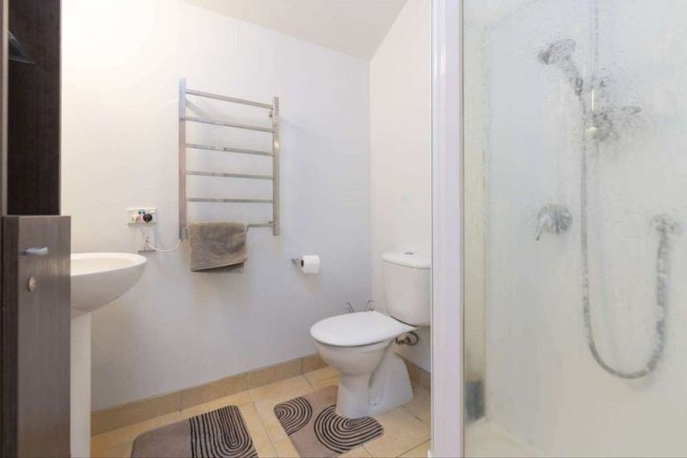 Photo of property in 42 Kirikiri Lane, East Tamaki, Auckland, 2013