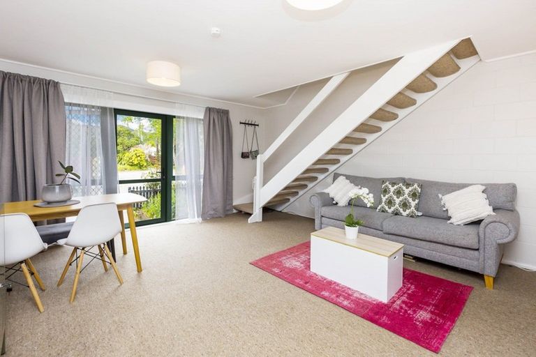 Photo of property in 7/2 Ararino Street, Trentham, Upper Hutt, 5018