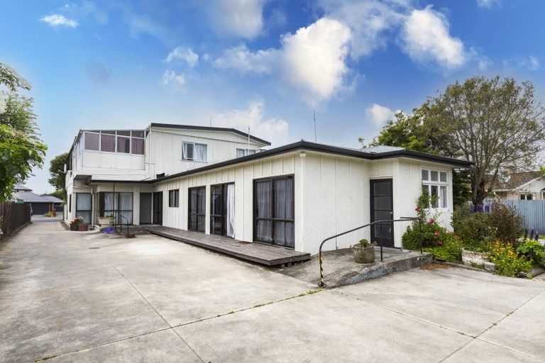Photo of property in 28 Wharenui Road, Upper Riccarton, Christchurch, 8041