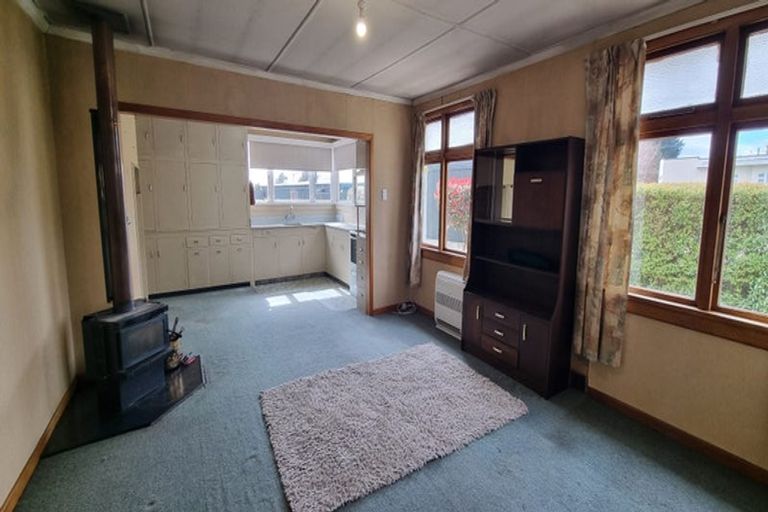 Photo of property in 22 Murchie Street, Thornbury, Riverton, 9883