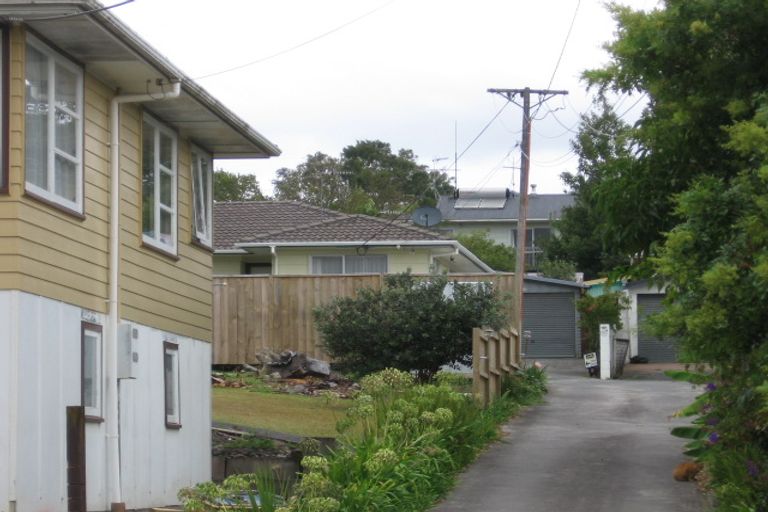 Photo of property in 151 Beach Haven Road, Beach Haven, Auckland, 0626