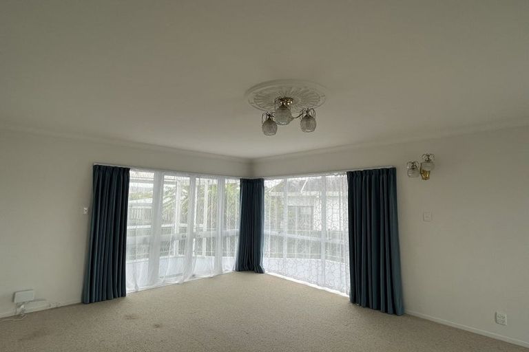 Photo of property in 1/5 Fenwick Avenue, Milford, Auckland, 0620