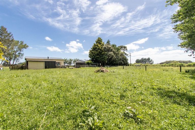 Photo of property in 622 Mountain Road, Lepperton, New Plymouth, 4373