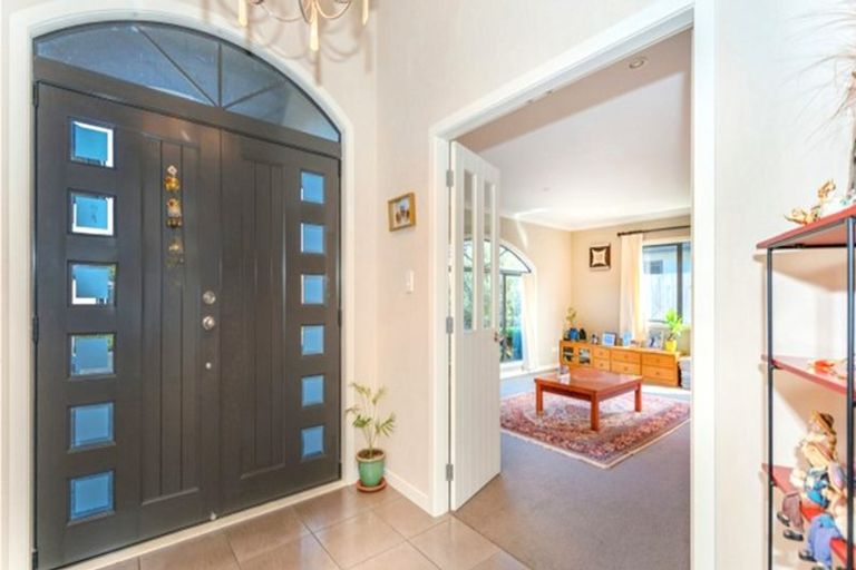 Photo of property in 17 Connor Court, Huntington, Hamilton, 3210