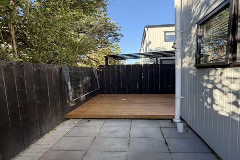 Photo of property in 363d Bucklands Beach Road, Bucklands Beach, Auckland, 2012