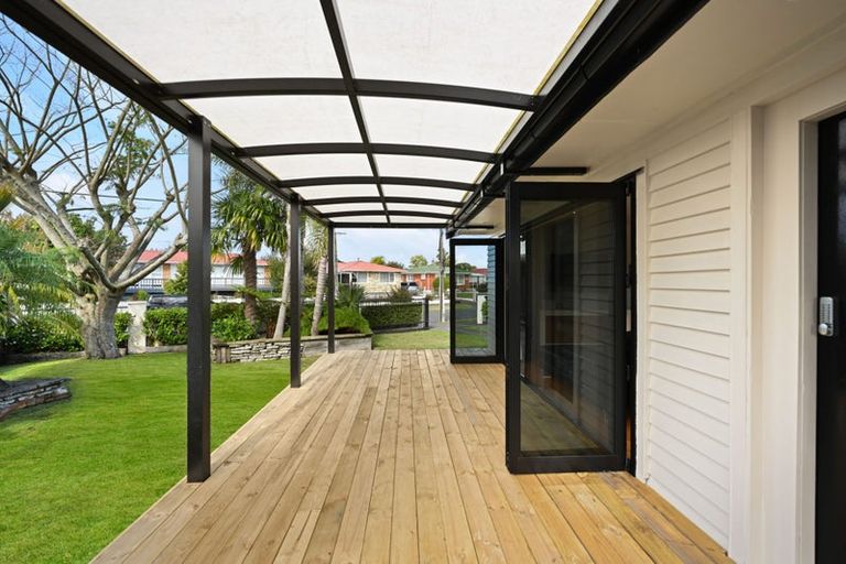 Photo of property in 42 English Street, St Andrews, Hamilton, 3200