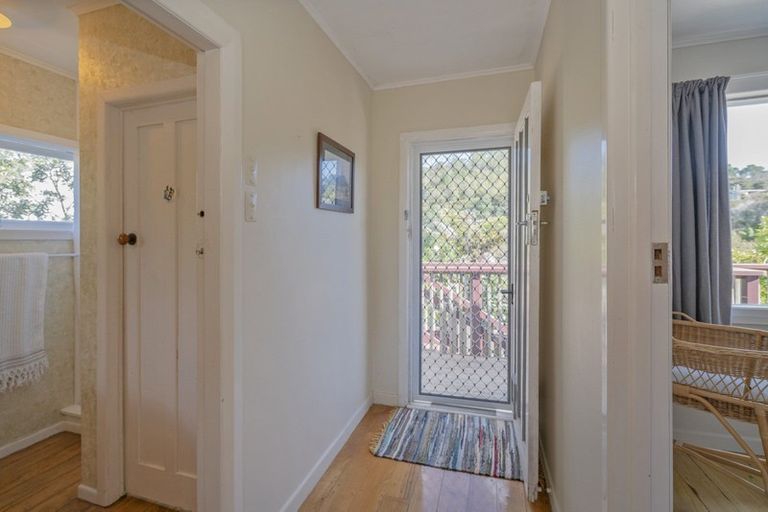 Photo of property in 4 Riverview Road, Cooks Beach, Whitianga, 3591