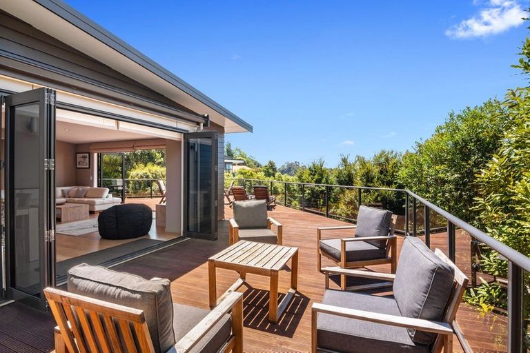 Photo of property in 32 Kotare Place, Kaiteriteri, Motueka, 7197