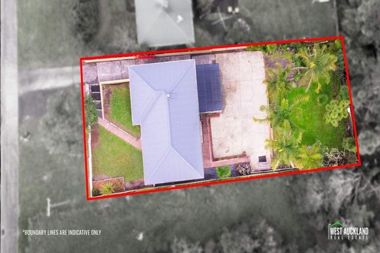 Photo of property in 67 Pine Avenue, Henderson, Auckland, 0612