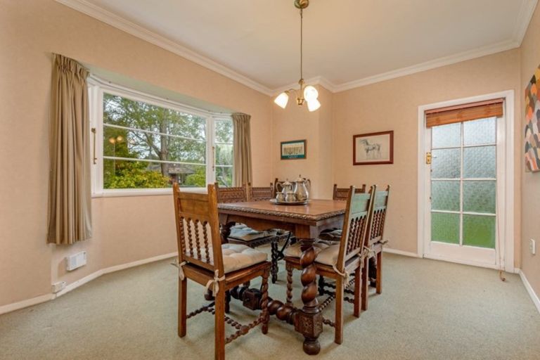 Photo of property in 6 Montgomery Terrace, Hokowhitu, Palmerston North, 4410