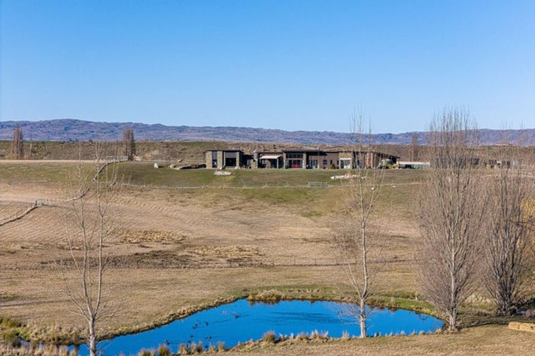 Photo of property in 309 Golden Road, Springvale, Alexandra, 9393