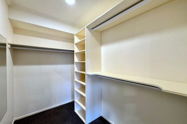 Photo of property in 26 Maghera Drive, East Tamaki Heights, Auckland, 2016